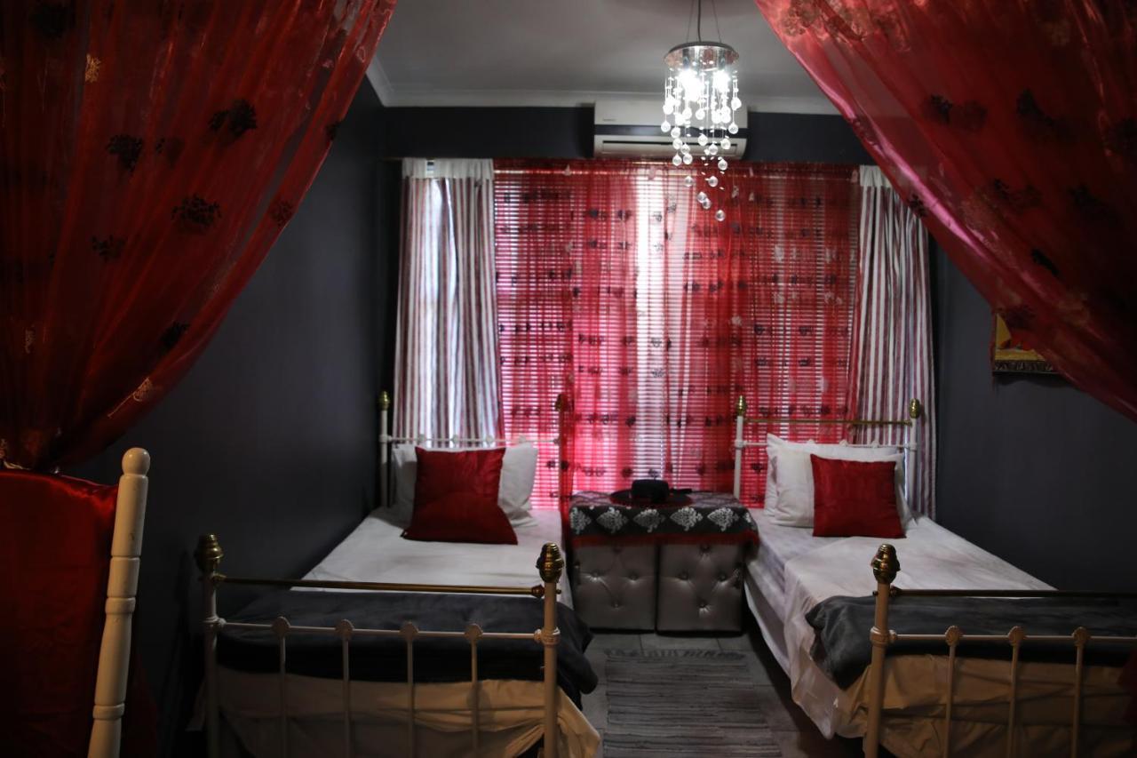 Hotel Eagle's Nest à Barberton Extérieur photo